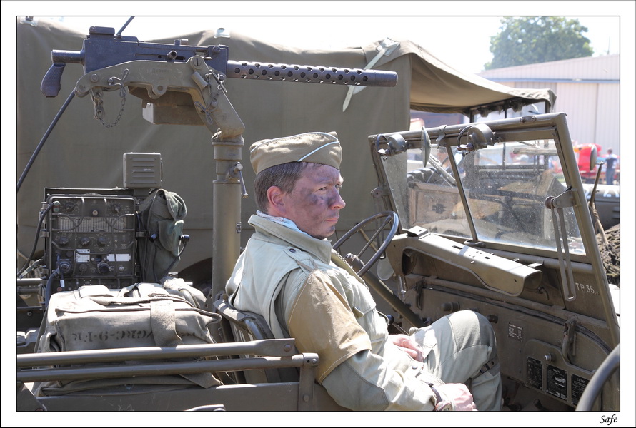 2009   05   Ferte Alais   011